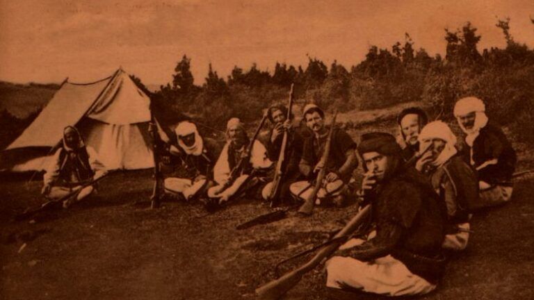 Viti 1913: Në male shkatërruan turqit, në fusha malazezët, besimtarët myslimanë faleshin në Kishë, shqiptarët ishin një e me këngë niseshin në Iuftë…